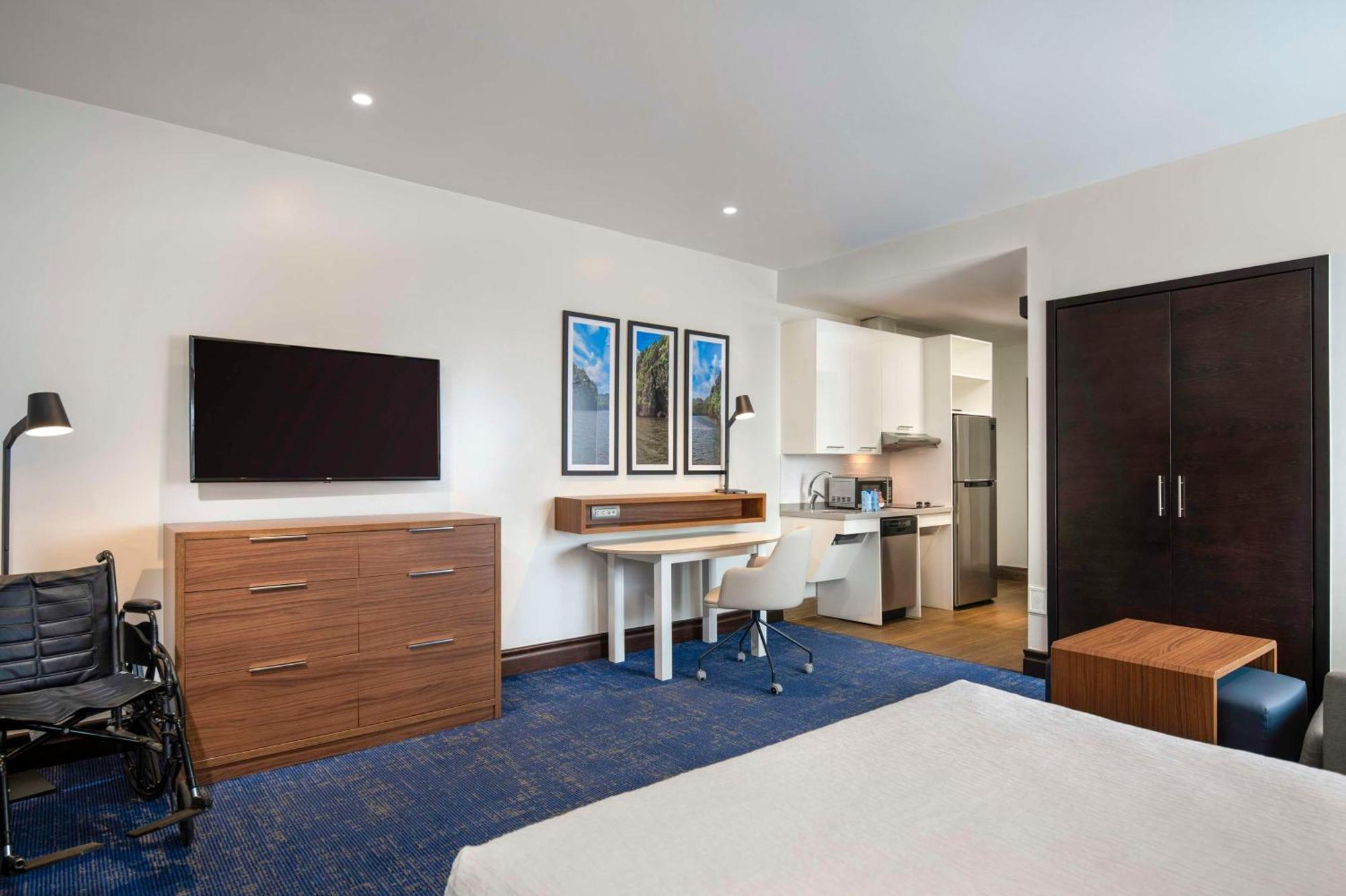Homewood Suites By Hilton Santo Domingo Exterior photo